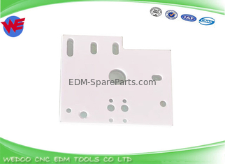 M303 X053C228G52 Placa cerâmica isoladora 120*105*11mm