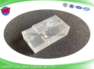 A290-8119-X393 Bloco de guia do fio de alimentação policarbonato 33.5*21*62 Para peças Fanuc EDM