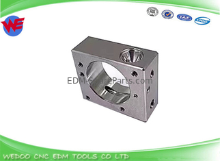 CH511 CHMER Casas de rolos inferiores EDM Peças sobressalentes Bloco de guias da matriz 73*61*27T