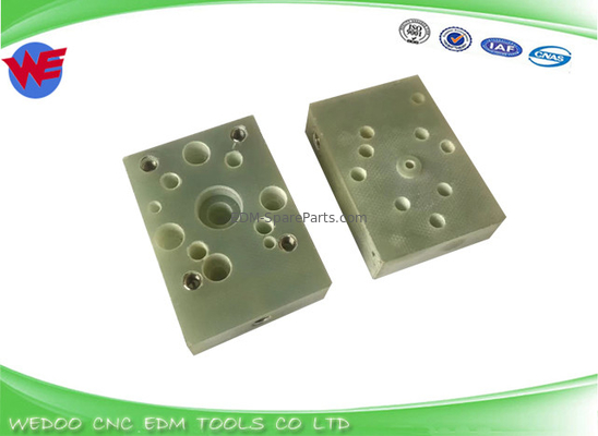 Placa de isolamento inferior A290-8119-Z764 Bloco de jato inferior Fanuc EDM Peças 56x40x13