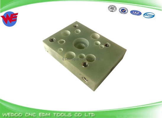 Placa de isolamento inferior A290-8119-Z764 Bloco de jato inferior Fanuc EDM Peças 56x40x13