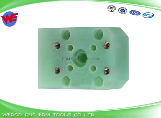 F323 A290-8120-X764 Fanuc EDM Peças sobressalentes 56*40*26T