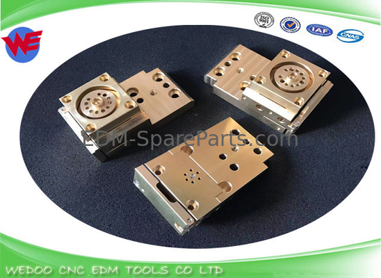 DK25900 M607 FA Guia inferior portador edm Mitsubishi D511600 X187B621H01 X181A788G71