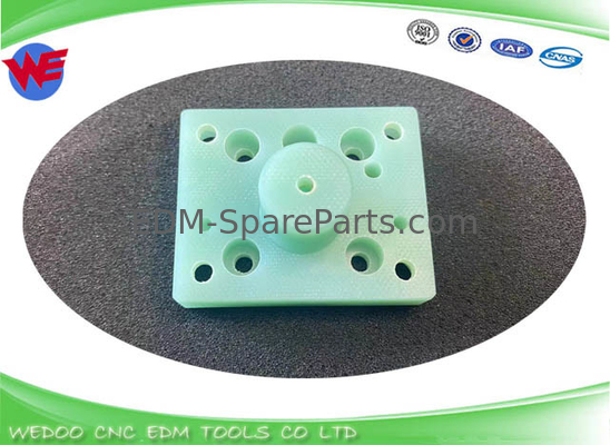 A290-8130-X763 Fanuc Isolador EDM Partes Bloco de jato inferior 54*43*10*26MM série a-B