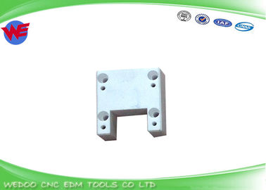 X056C314H01 Peças EDM Mitsubishi Placa de isolamento cerâmico inferior 78*70*30mm M306