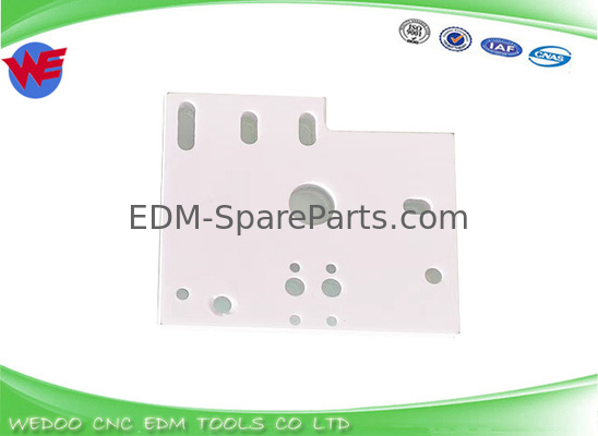 M303 X053C228G52 Placa cerâmica isoladora 120*105*11mm