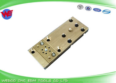 DCH9400 EDM Peças X055C630G54 Suporte inferior Mitsubishi DBG4900 X262D527H01